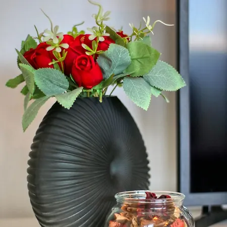 Guest - 8 Appartement Boekarest