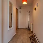 Guest - 8 Apartment Bucharest