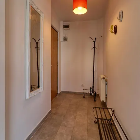 Guest - 8 Lägenhet Bukarest