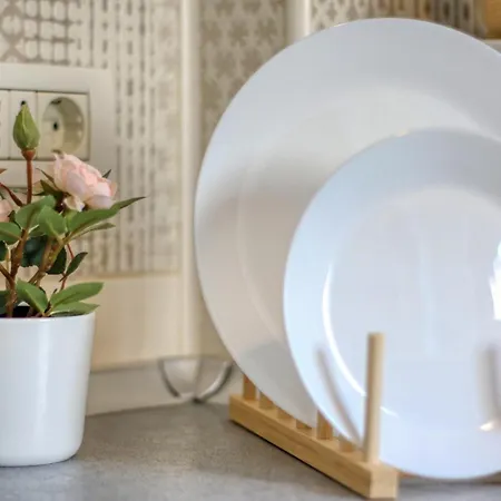 Apartament Guest - 8 *